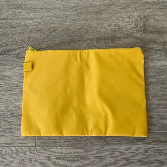 ๐2/$20๐ Rilakkuma Pencil Pouch - Picture 2 of 3